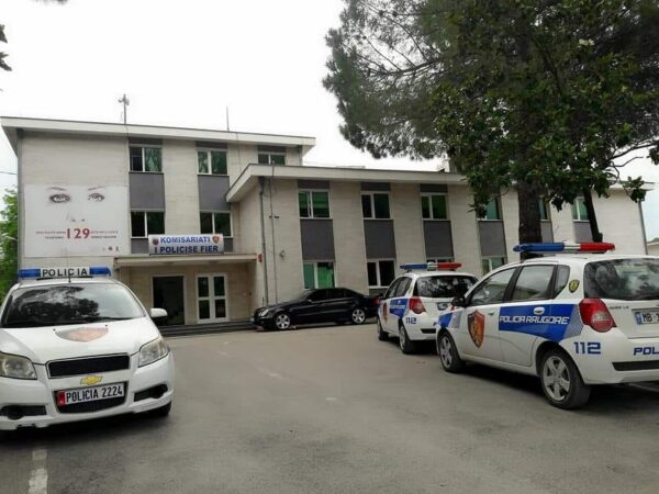 Z6n0QVcf policia Fier