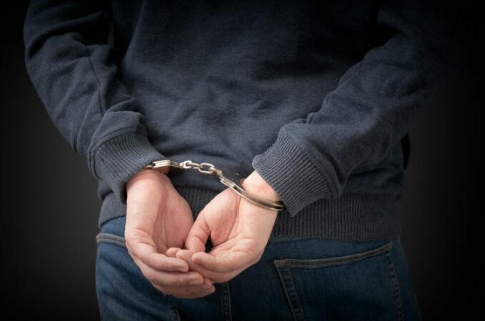 arrestim1 679x450 1