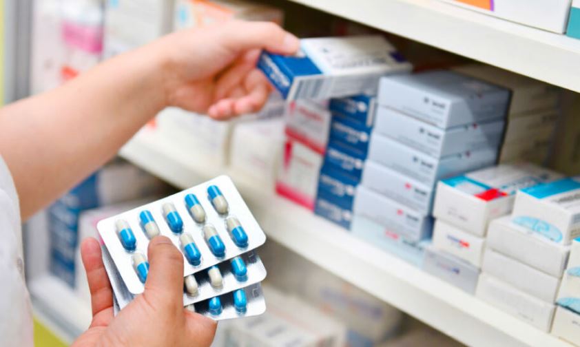 Shqiptarët financuan nga xhepi 160 mln euro produkte farmaceutike më 2024
