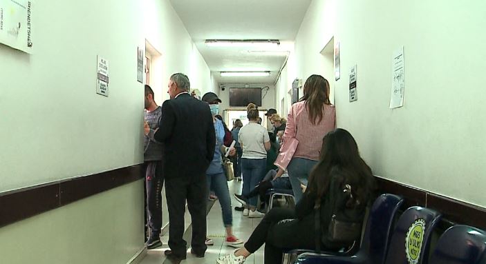 Grip, covid dhe virusi sinsicial! Rriten infeksionet respiratore. Në javën e parë të 2025 ishin 11 mijë raste