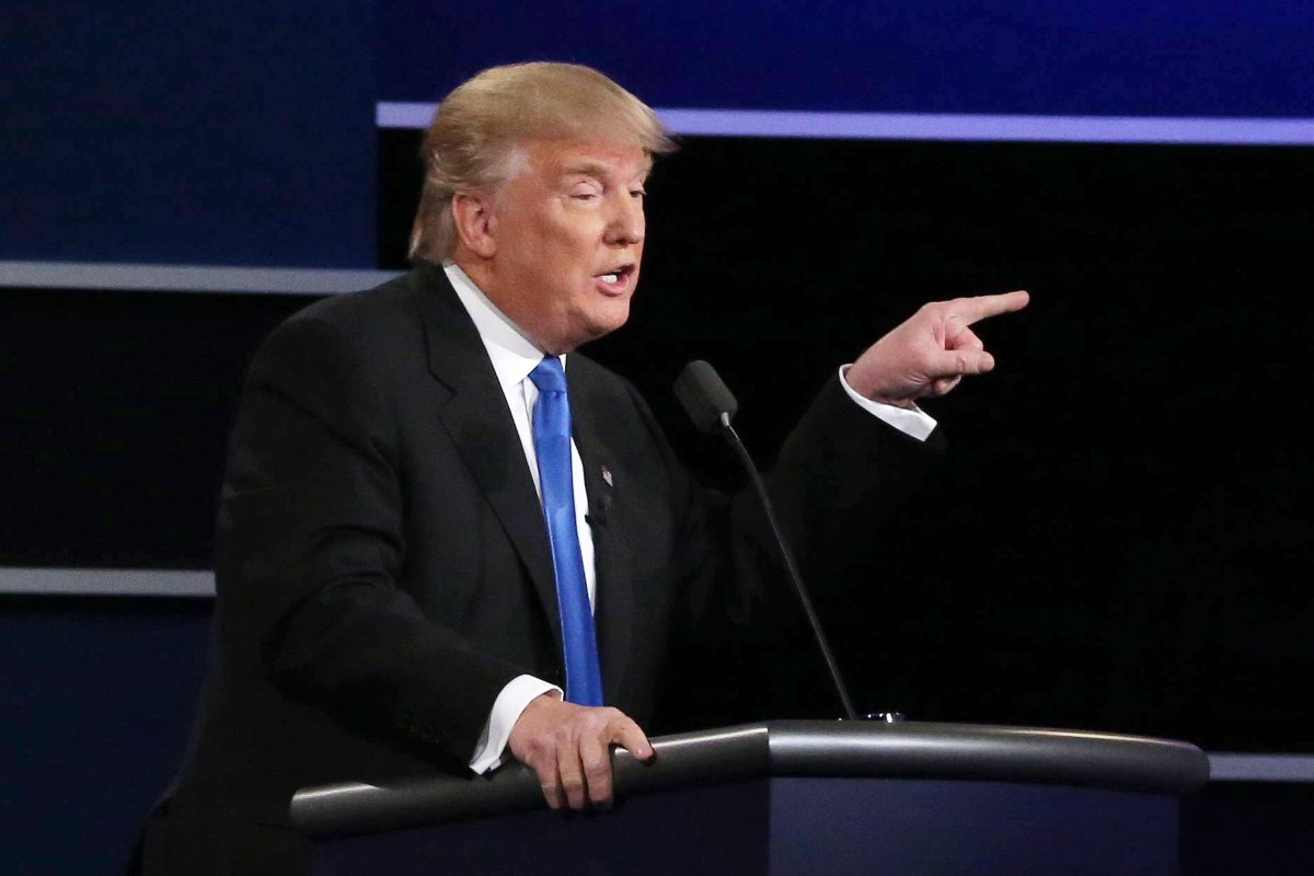"Shtyhen detyrimet për ilaçet, çipsat dhe makinat? Sëpata e Trump do të bjerë mbi vendet." 8 IM Donald Trump 4