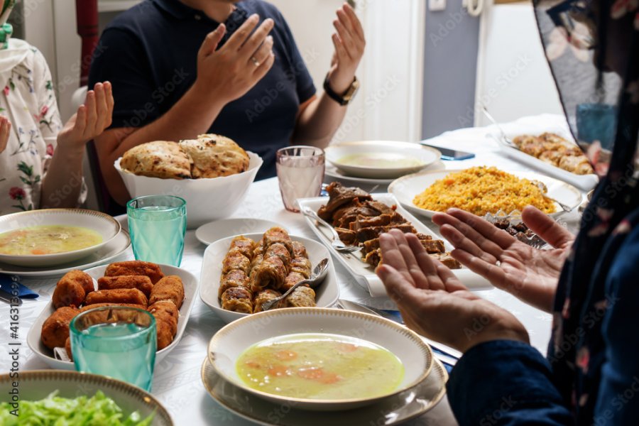 Iftari dhe syfyri, si të ushqeheni siç duhet gjatë muajit të Ramazanit