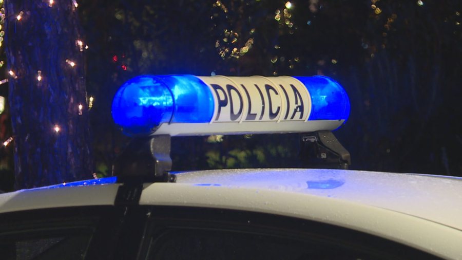 "Plagosje me thikë në një lokal në Berat,i plagosuri dërgohet me urgjencë në spital" 11 polic 1