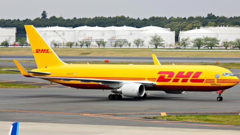Tarifat, DHL pezullon dërgesat në SHBA për paketa me vlerë. Por edhe linjat ajrore me kosto të ulët janë gjithashtu në rrezik