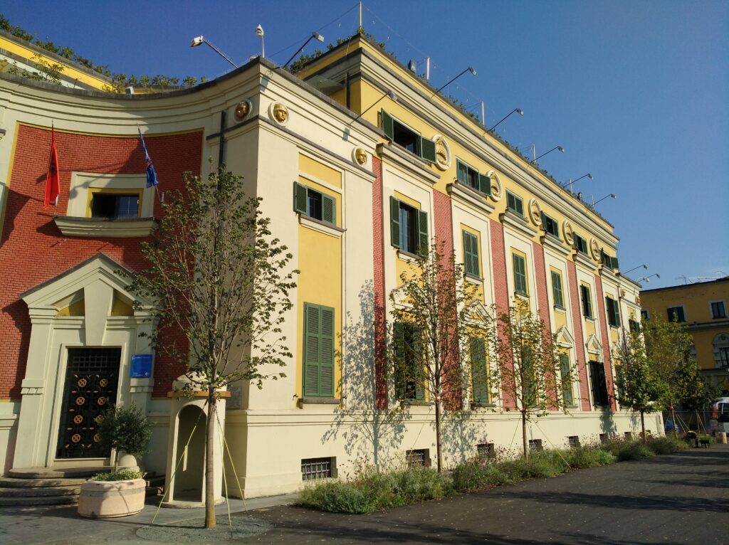 Bashkia e Tiranes 3 1024x766 1