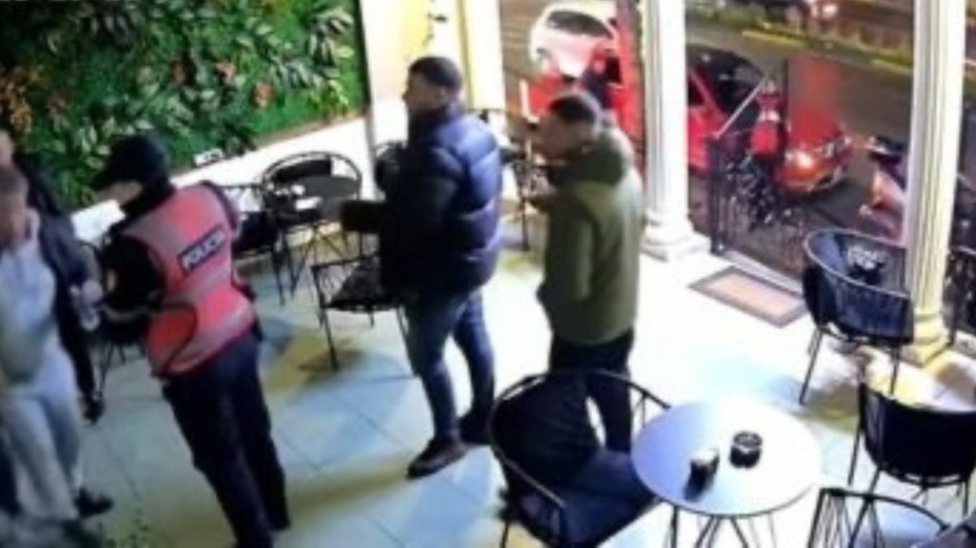 VIDEO/“Skandal policor! Dhunë e rrëmbim live”, Noka ndan videon nga shoqërimi i kreut të BK, Adriatik Alimadhi: “Horrat” s’kishin as mandat 12 Cream and Brown Photographic Beauty Site Launch Website 2