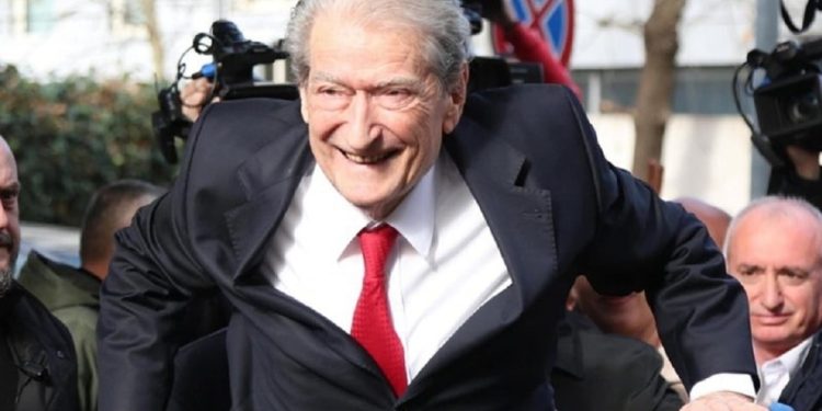Po vjen dita e zgjedhjeve/ Berisha MESAZH urgjent kandidatëve të PD…