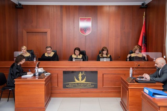 Nuk justifikoi dot lekët për shtëpinë dhe magazinën, vetting largon përfundimisht nga drejtësia gjyqtaren Adelina Zarka 25 640 0 68558c972f630