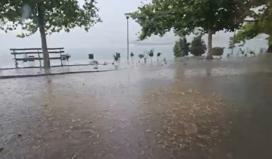 Moti ekstrem! Belshi dhe Dumreja përfshihen nga stuhi e fortë, përmbytje dhe bllokim rrugësh 7 belsh