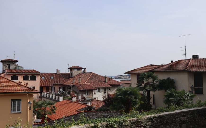 Qyteti italian, 6,000 euro për t’u zhvendosur dhe punuar aty: a do ta pranonit një ofertë të tillë?
