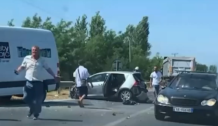 Aksidenti tragjik në Shkodër-Lezhë/ Humb jetën 37-vjeçari, plagosen gruaja dhe dy fëmijët e tij 21 Screenshot 1 13