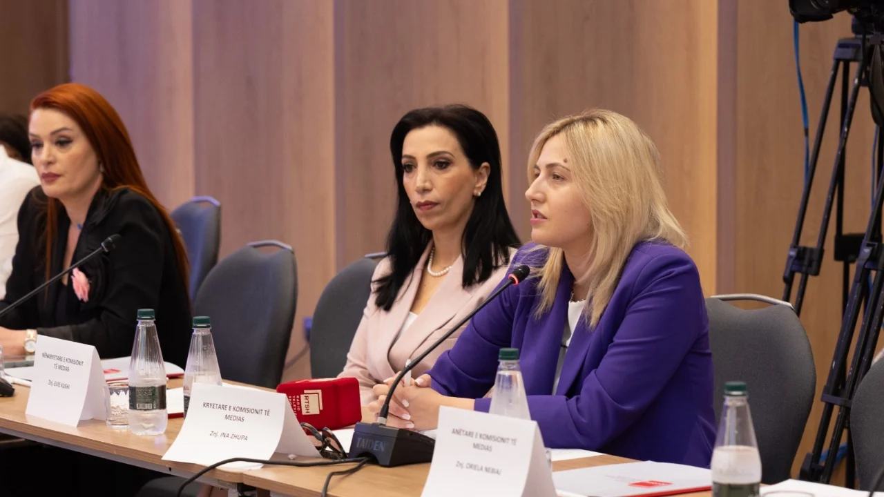 “RTSH, 6 mln euro borxhe”/ Reformimi i Radio Televizionit Shqiptar bën bashkë maxhorancën dhe opozitën 12 WhatsApp Image 2025 07 09 at 16 sd