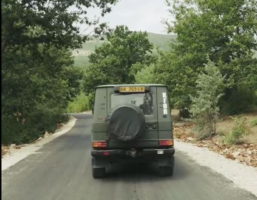 Ushtarët kroatë të KFOR-it realizojnë patrullime për sigurinë e Kosovës