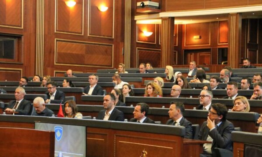 Ndërpritet seanca për konstituimin e Kuvendit të Kosovës, ja kur do të mbahet mbledhja e radhës