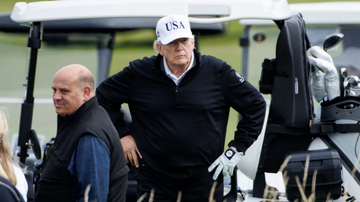 Trump luan violinë para takimit me von der Leyen: emigrantët dhe... turbinat me erë po e shkatërrojnë Evropën 18 golf trump mkt