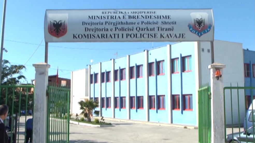 Akuzohej në Spanjë për kultivim narkotikësh dhe vjedhje të energjisë, kapet në Kavajë 54-vjeçarja