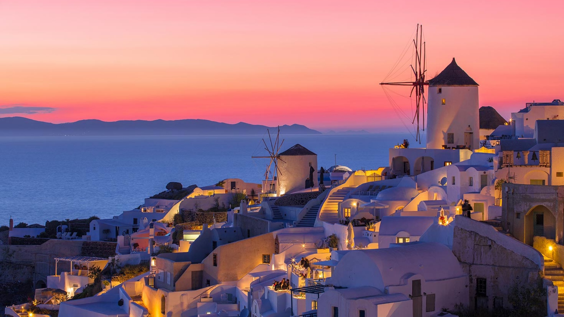Për shkak të turizmit të shtuar, dy ishujt e njohur grek vendosin taksë turistike për… 24 oia santorini hd