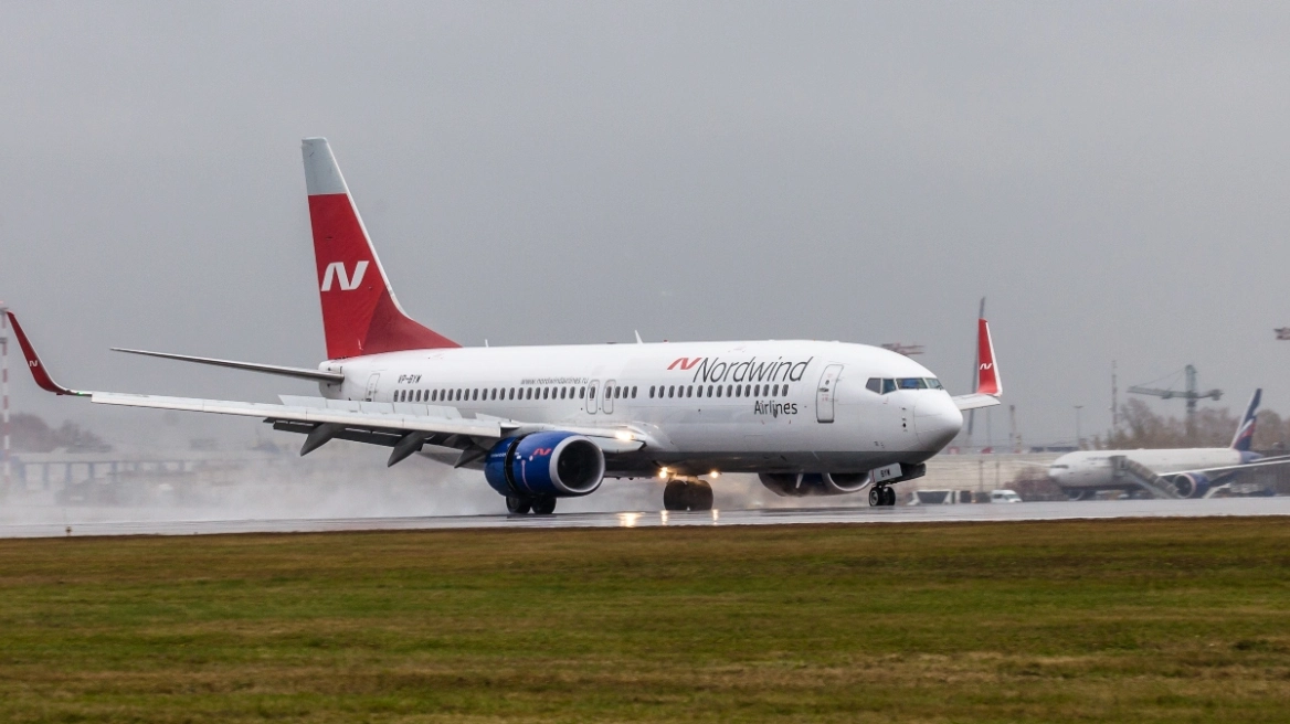 Aeroplani i parë komercial që lidh Korenë e Veriut dhe Rusinë zbret në Moskë 23 ptiseis