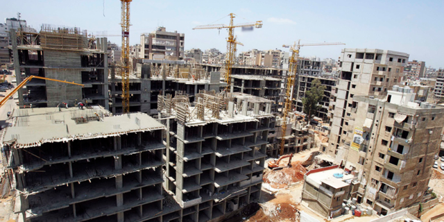 Shkaqet/ Tregu i pronave “në vend numëro”, agjentët imobiliarë: Qytetarët stepen për të blerë apartamente