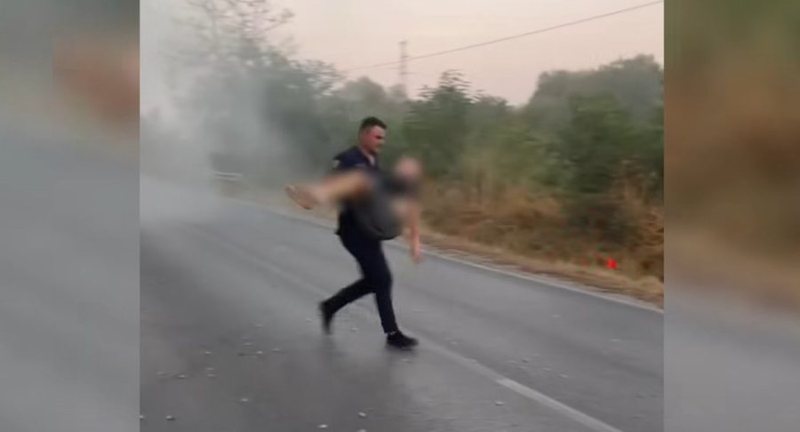 Tjerë polic hero në Shqipëri