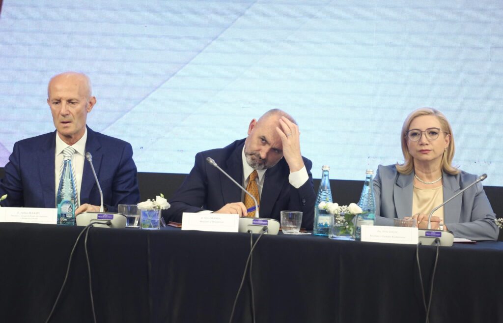 Kodi i ri Penal zbut dënimet e korrupsionit për zyrtarët e lartë