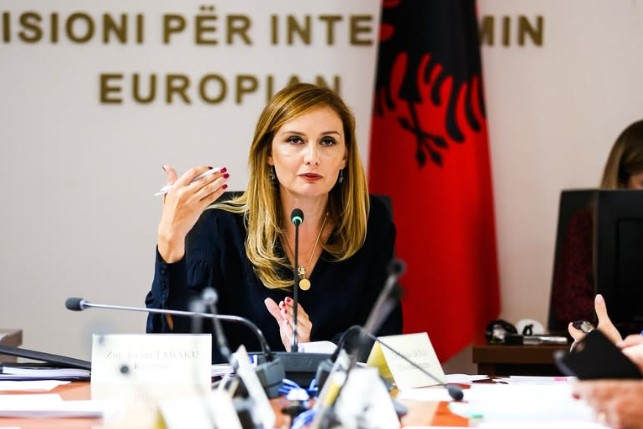 “Sa më i bukur prezantimi, aq më e pisët bëhet Shqipëria”- Tabaku kritikon qeverinë për menaxhimin e mbetjeve: Asnjë fjalë për 430 mln € kontrata të inceneratorëve