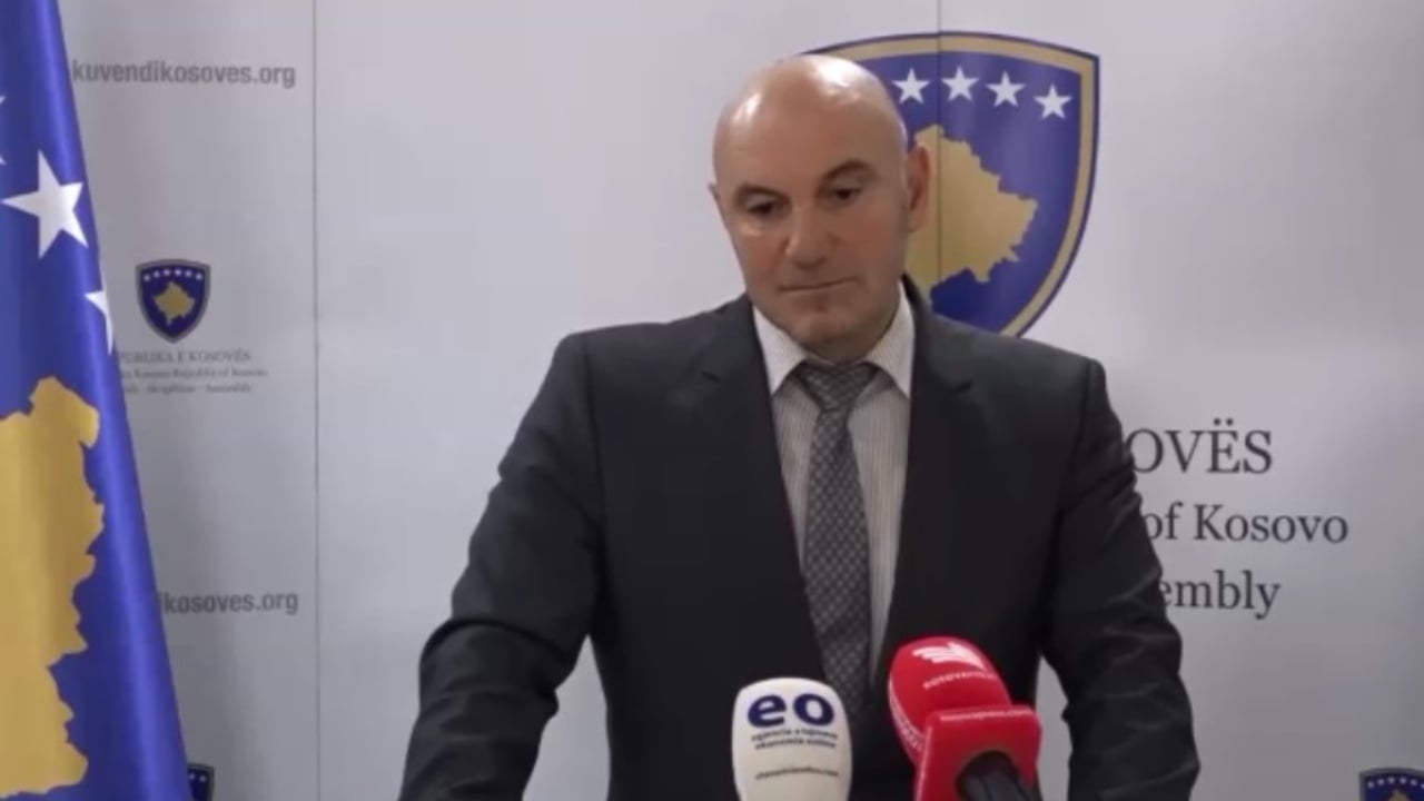 Dhunohet deputeti i Kosovës së bashku me bashkëshorten dhe vajzën e mitur, përfundojnë në spital! Arrestohet autori