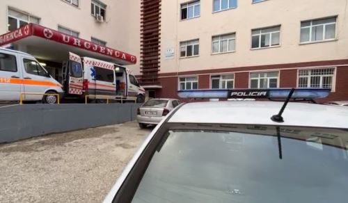I moshuari nga Himara u dërgua i plagosur rëndë në spital, dyshohet se e goditi trokoja teksa po punonte në banesë!