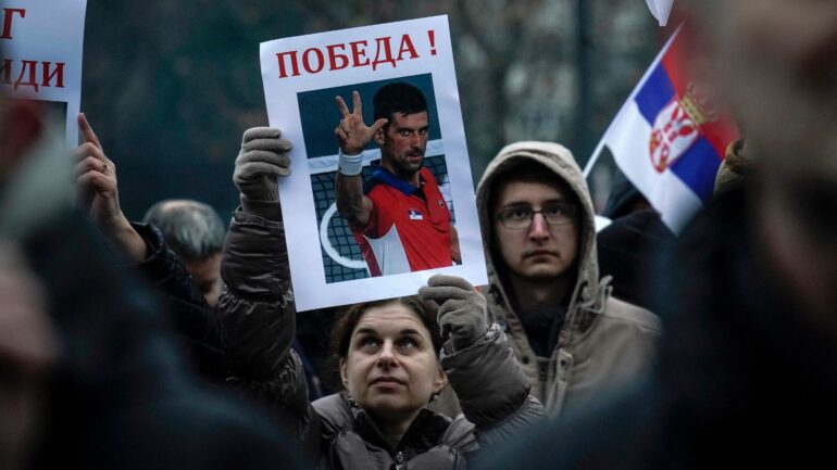 Mbështeti protestat kundër Vuçiç, Djokovic detyrohet të largohet nga Serbia