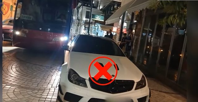 Prokurorët “rrëzojnë” referimet e policisë për parkimet dyshe: Nuk janë vepër penale 2 640 0 30fb8bec afd8 4880 a637 304bb365b1a8 1757767566 1