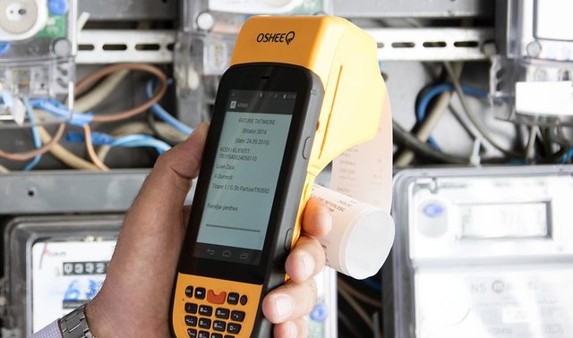 Nga pensionistët tek invalidët, si mund të shlyhen borxhet e energjisë elektrike! Ja si do të funksionojë skema