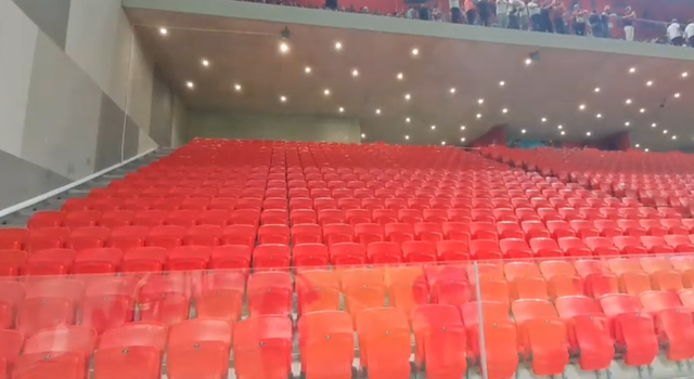 Bojkoti i Tifozave Kuq e Zi, ulëset bosh në stadiumin “Air Albania”