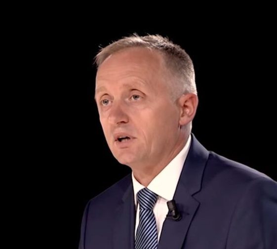 Nga Lutfi Dervishi: Rama 4, më shumë eksperiencë e më pak eksperimente!