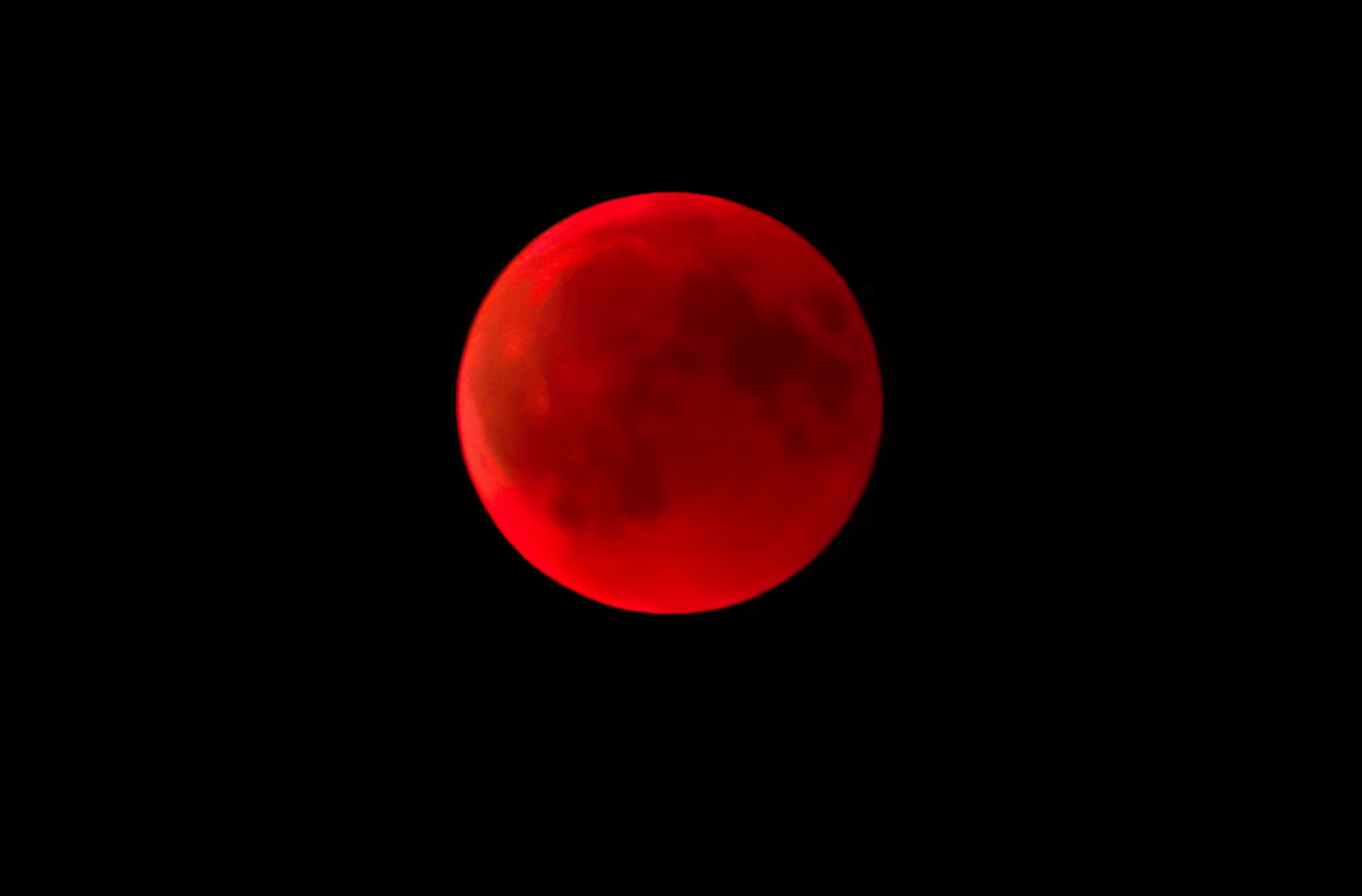 Blood Moon Credit Jacek Ruzyczka CC BY 4.0jpg 696x458 gigapixel low res width