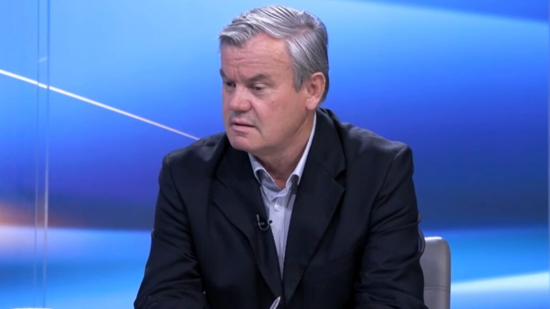 “Beteja në Tiranë: Manastirliu dhe Alimehmeti përballen, Nikoll Lesi zbulon në ‘Shqipëria Live’ se kryeqyteti është vendi i vështirë për PD-në” 6 Stuhi ne Berat 16