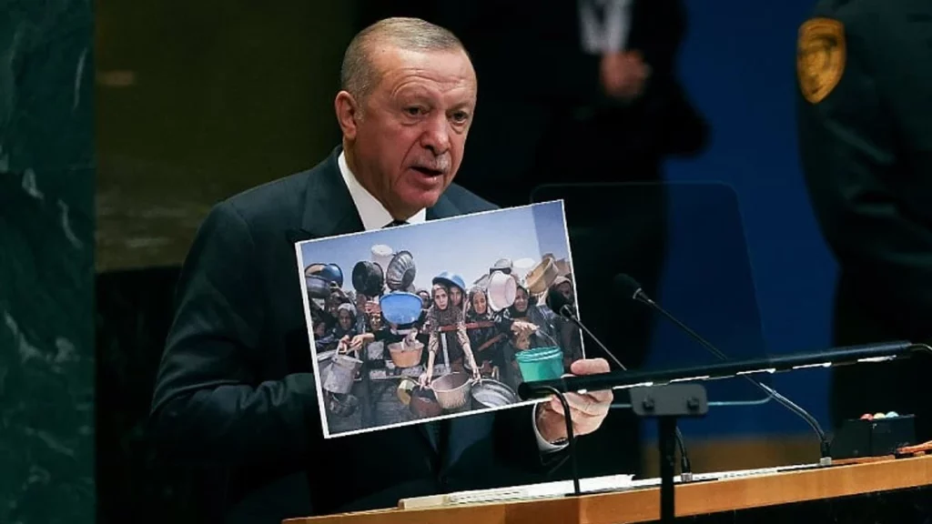 Erdogan me foton nga Gaza në seancën e OKB-së: Kjo është pika më e ulët e njerëzimit 16 auto image 11758646971 1024x576 1