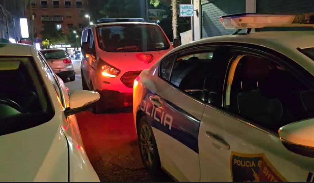 EMRI! Identifikohet personi që u gjet i vdekur në banesën e tij, rrethohet zona 5 gtdfg