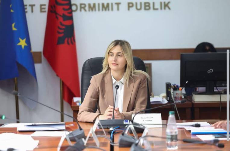 Ina Zhupa reagon për Kodin e ri Penal: Burg dhe presion për gazetarët, asnjë ndryshim në nenet problematike! Insistim djallëzor dhe larg standardeve evropiane