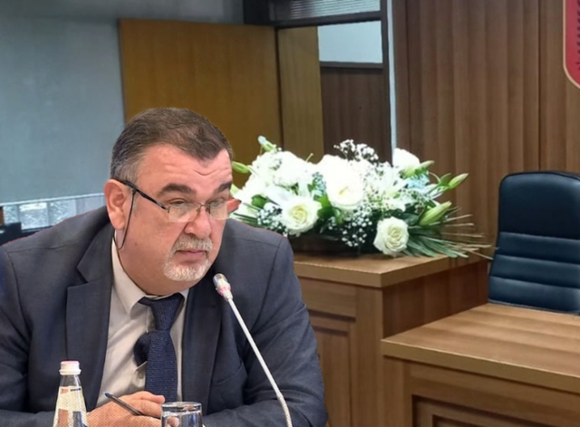 “Ishe një dritë”, vjen reagimi i parë nga familjarët e gjyqtarit Astrit Kalaja: Shkodra do ndjejë mungesën e drejtësisë tënde 3 640 0 astritkalaja 1759862770 1