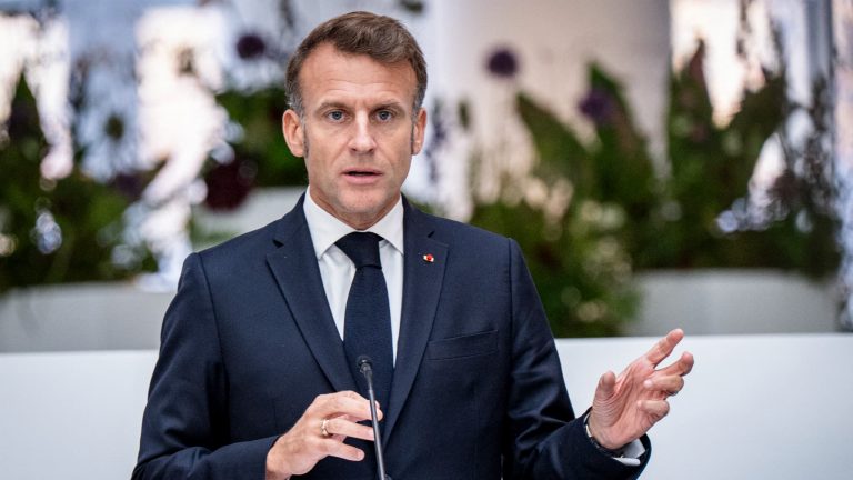 Emmanuel Macron nuk ka ndërmend të emërojë një tjetër kryeministër 15 Emmanuel Macron a Copenhague pour un sommet europeen le 1er octobre 2025 2147526 768x432 1 1