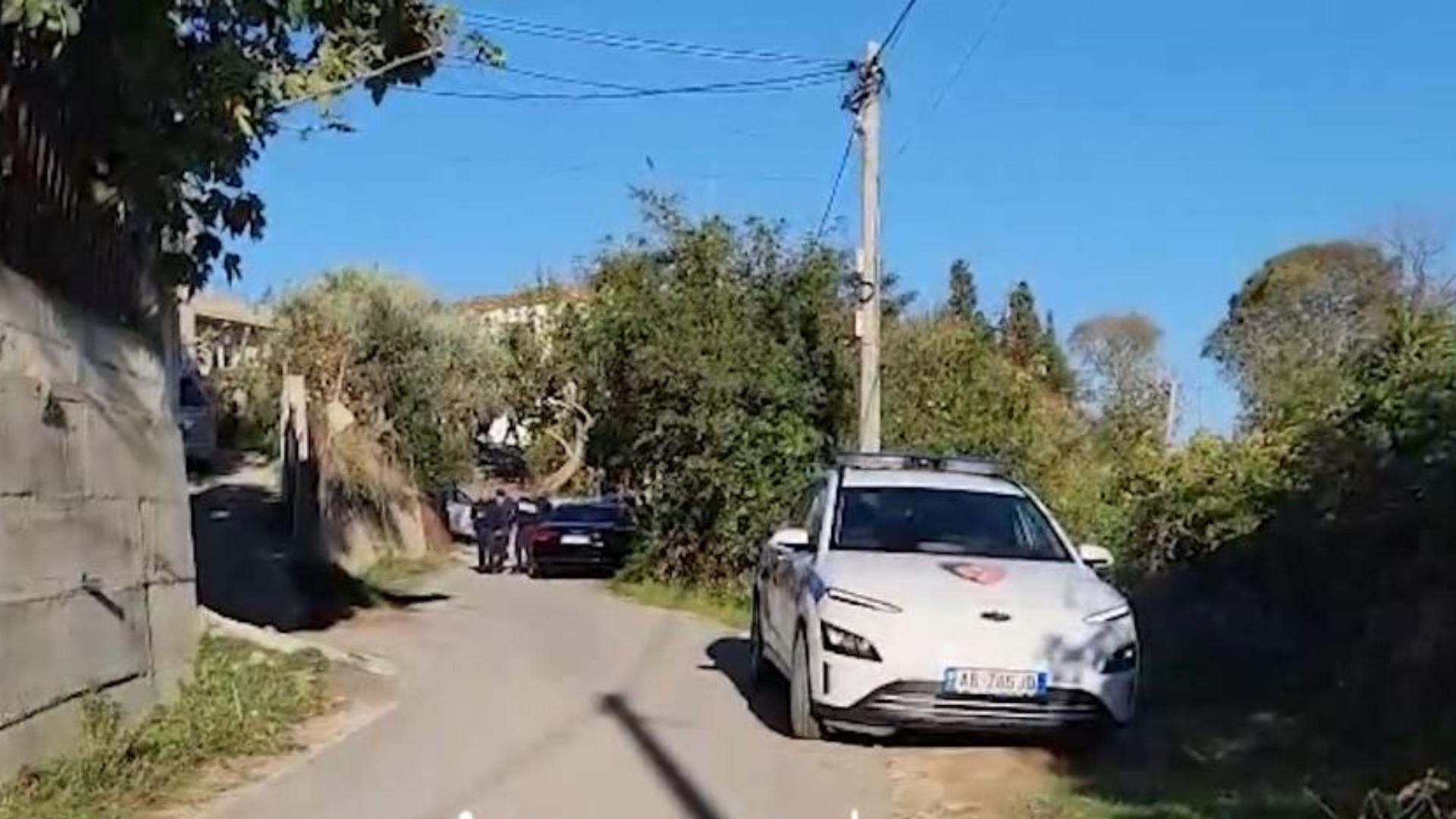 Vrau të atin me thikë/ Durrës, kapet pas dy orësh 25-vjeçari