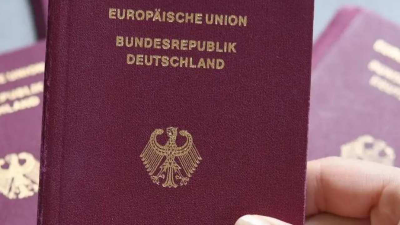 Rrezikojnë dhe shqiptarët?! Gjermania "shtrëngon" politikat e migracionit, planifikon heqjen e nënshtetësisë.... 17 We1duBab fgjghj sd