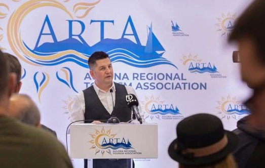 Dionis Sota në garën e Vlorës/ Kandidon si i pavarur, me mbështetjen e së djathtës