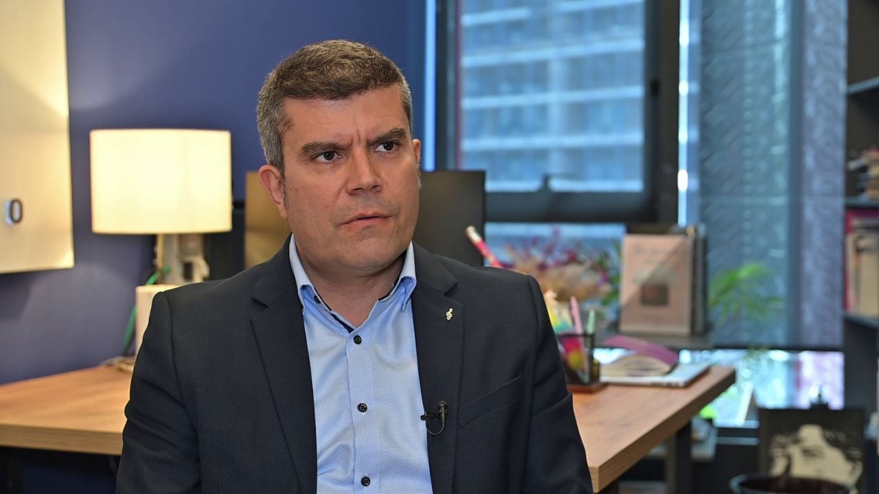 “Ja pse u bashkova me Binajn”, Ermal Hasimja: Më mori në telefon dhe më kërkoi…