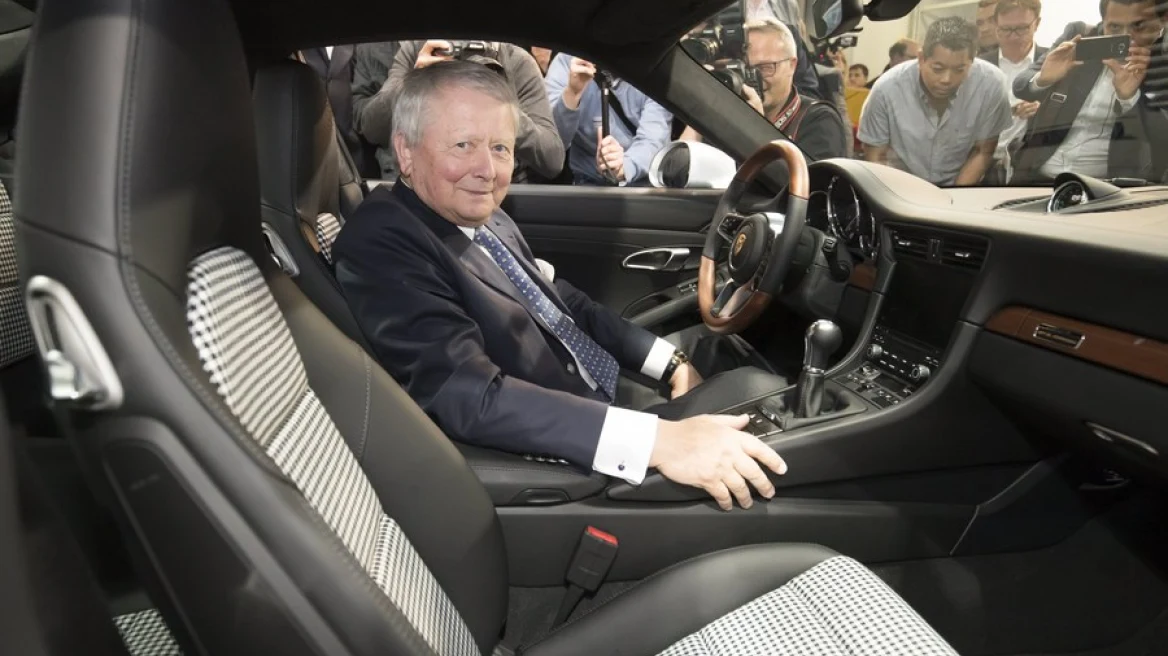 Trilli: manjati i Porsche…gërmon Salzburgun