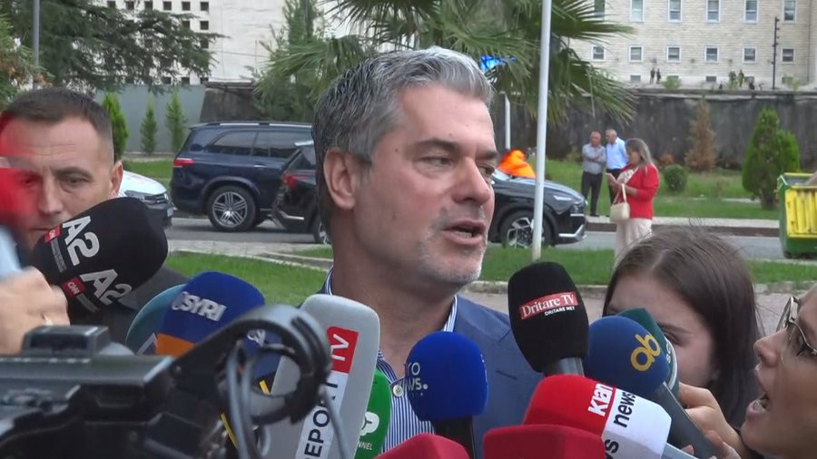 Dha dorëheqjen nga drejtimi i Bashkisë Vlorë, Ermal Dredha emërohet Ambasador në Zvicër