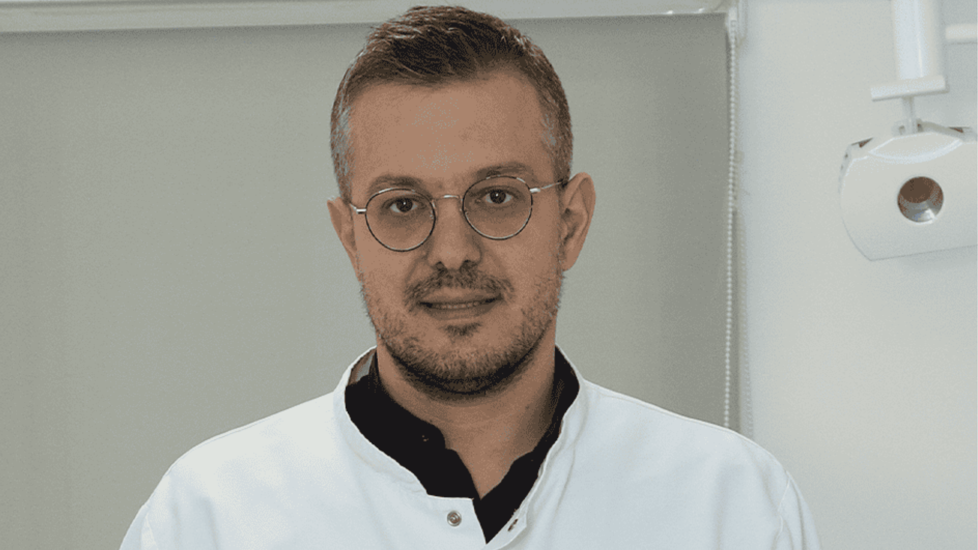“Trafiku dhe boritë dëmtojnë fëmijët”/ Mjeku ngre alarmin: Ja pasojat që mund të sjellin