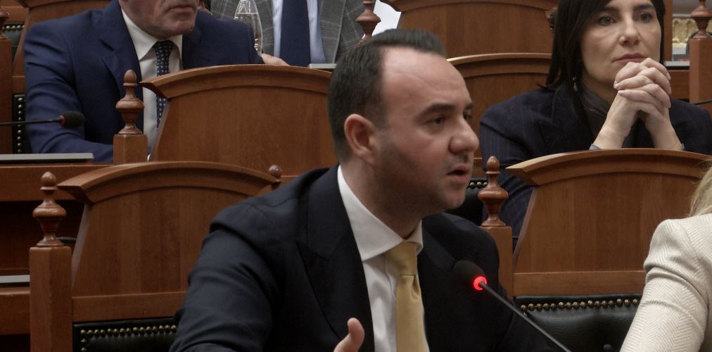 “Mediat botërore po flasin për ‘Kayo’-n e Ballukut”, Balliu: Ku e keni ministren e pandehur? 8 1764842528 balliu