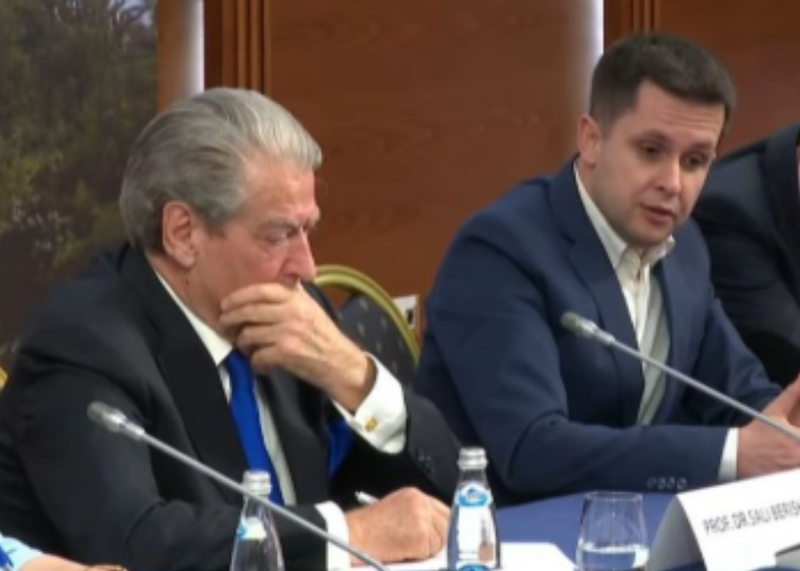 Krizë në PD? Alimehmeti GODET Berishën: S’ka Këshill Kombëtar prej 9 muajsh!