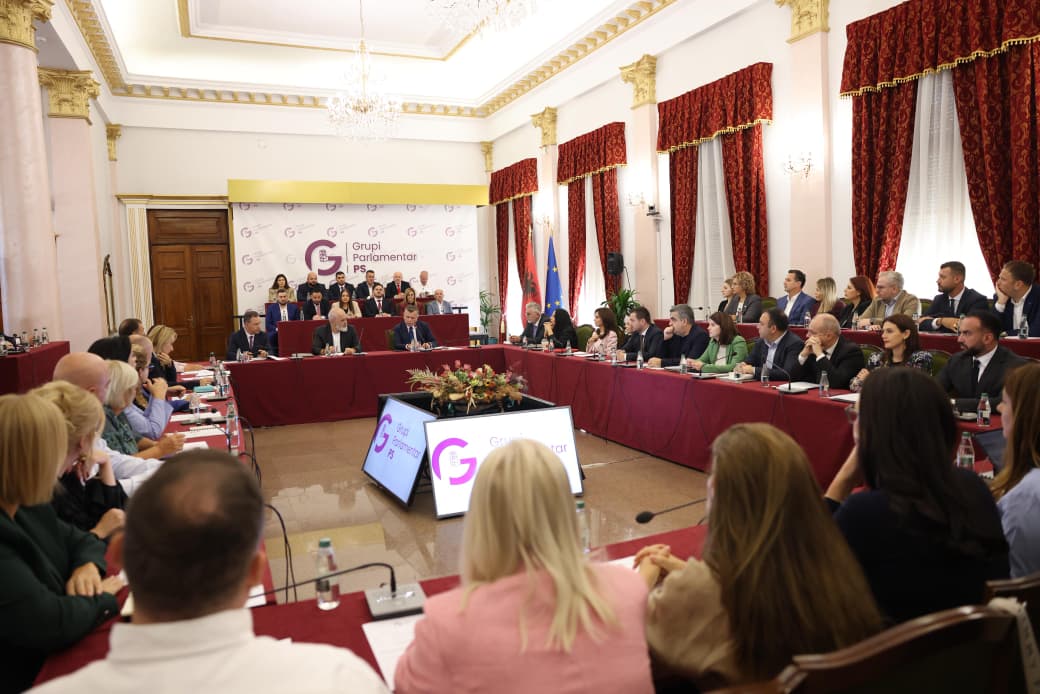 Mbledhja e Grupit të PS, zbulohet porosia e kryeministrit Rama për deputetët: Takoni elektoratin në zonat zgjedhore
